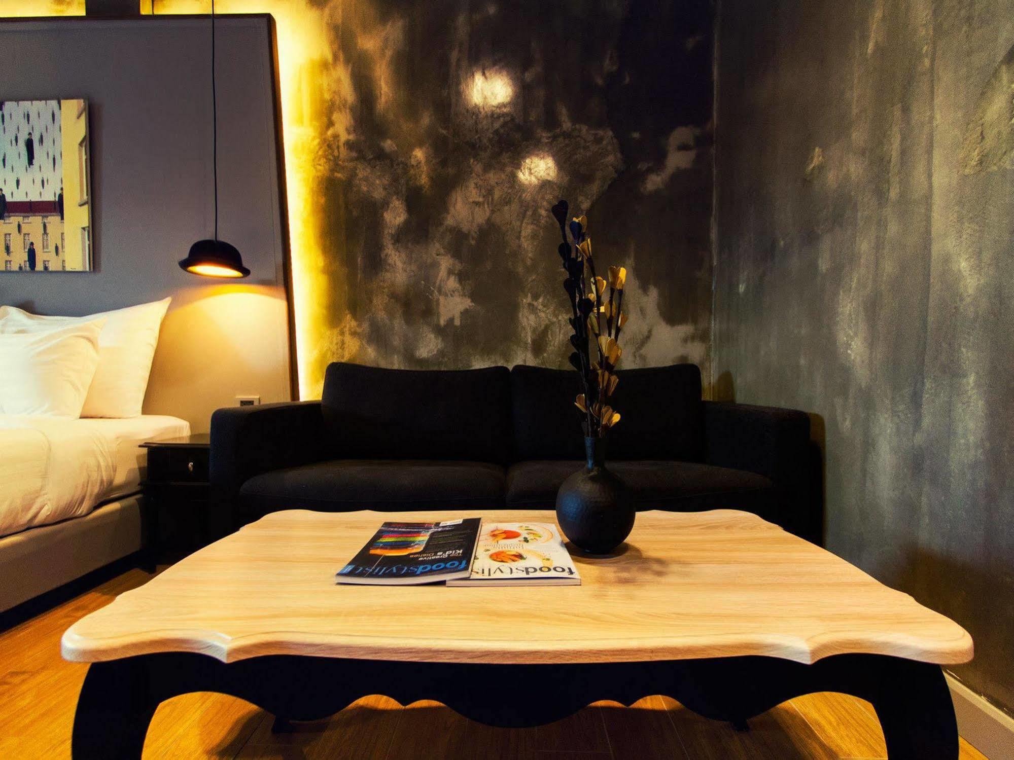Kroque Boutique & Bistro Ang Sila Bagian luar foto